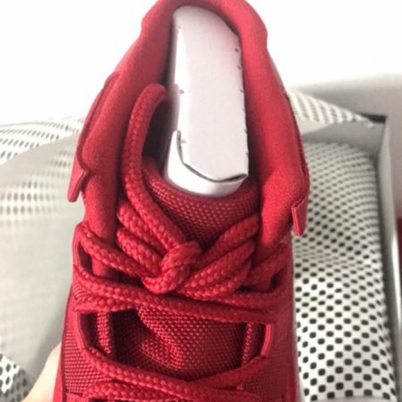 Jordan Retro 11 NEW *2 sizes available* - Picture 4 of 7